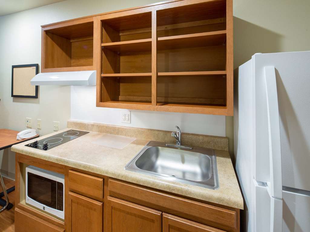 Woodspring Suites Topeka Szoba fotó