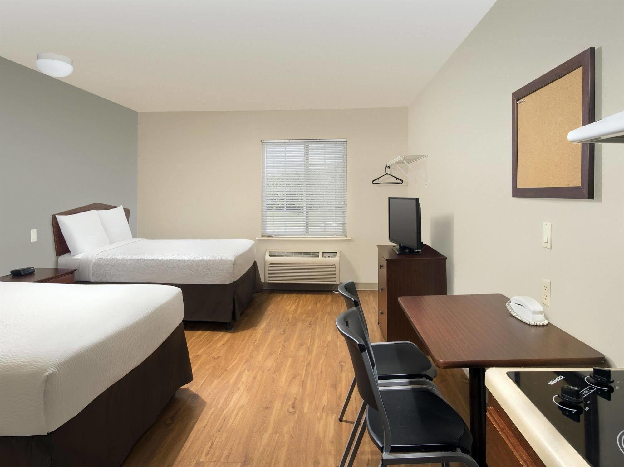 Woodspring Suites Topeka Kültér fotó